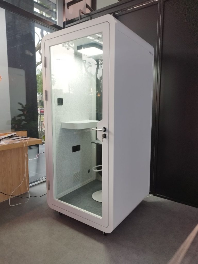 Creating a Collaborative Work Environment with Office Pods