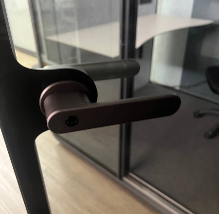 instapod-atmos-series-door-handle